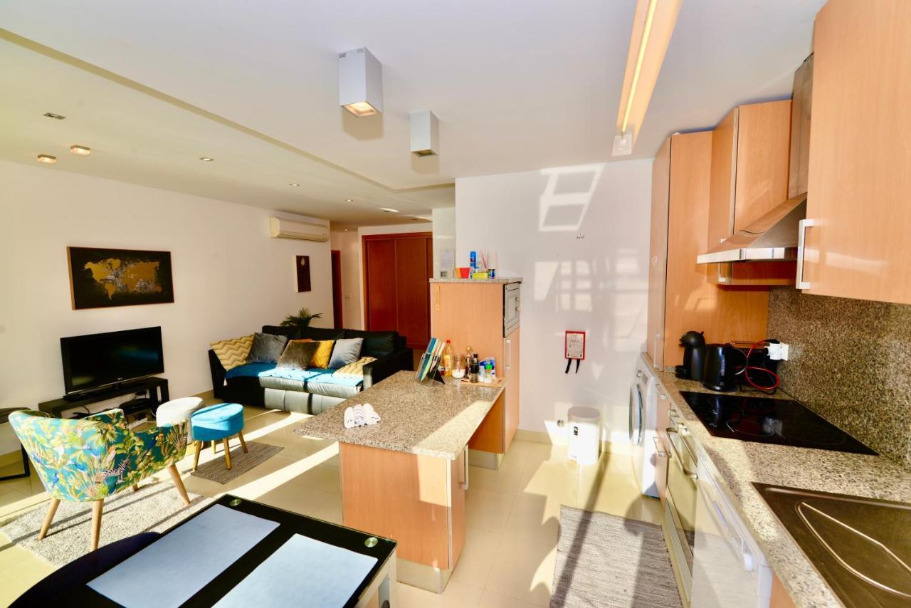 Silver - Apartment For 4 Guests 150M From Beach São Martinho do Porto Exteriér fotografie
